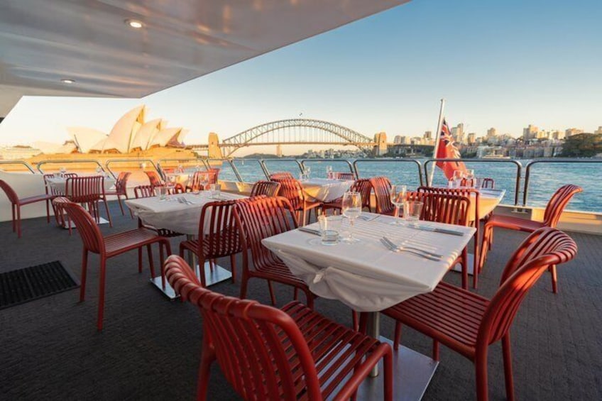 Sightseeing Buffet Lunch Cruise on Sydney Harbour 2