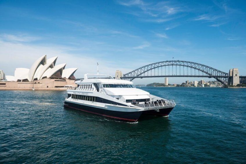 Sightseeing Buffet Lunch Cruise on Sydney Harbour 1