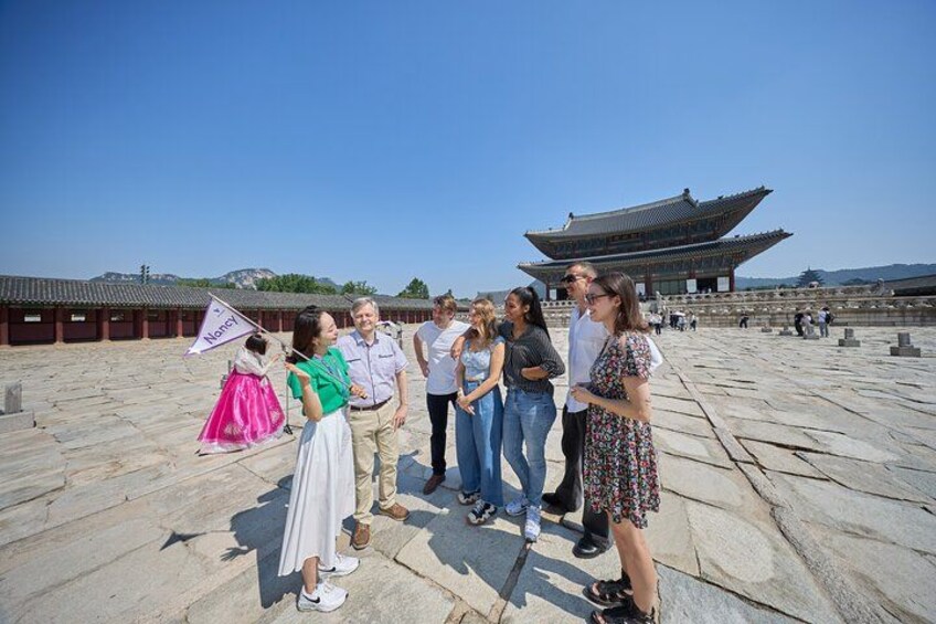 Seoul: Bukchon Hanok Village, Gyeongbokgung Palace, Gwangjang Market 2