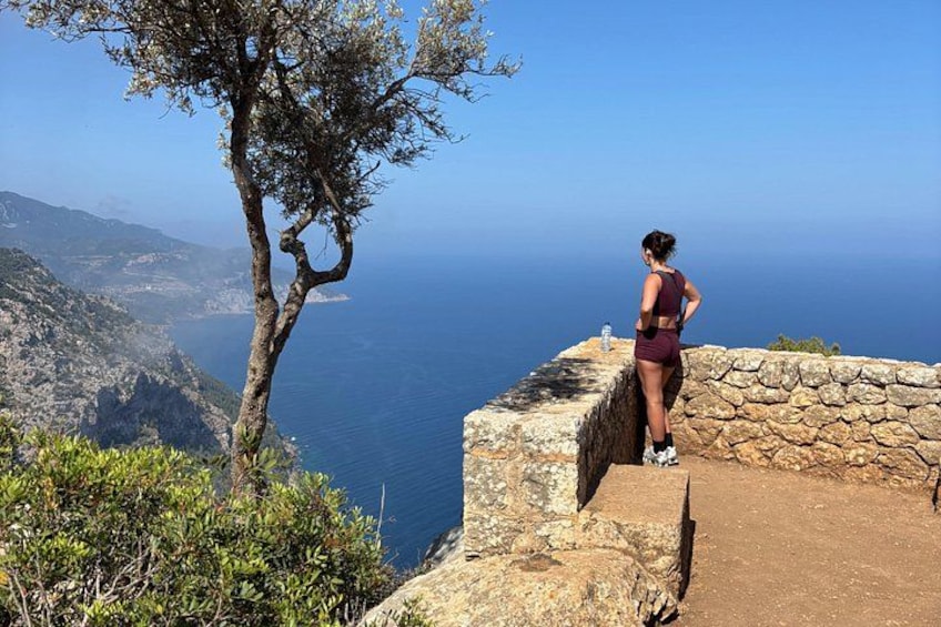 https://media-cdn.tripadvisor.com/media/attractions-splice-spp-720x480/16/4a/d4/66.jpg 1