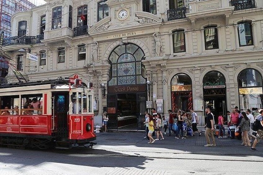 Çiçek Pasajı, Cite De Pera, Flower Passage 5