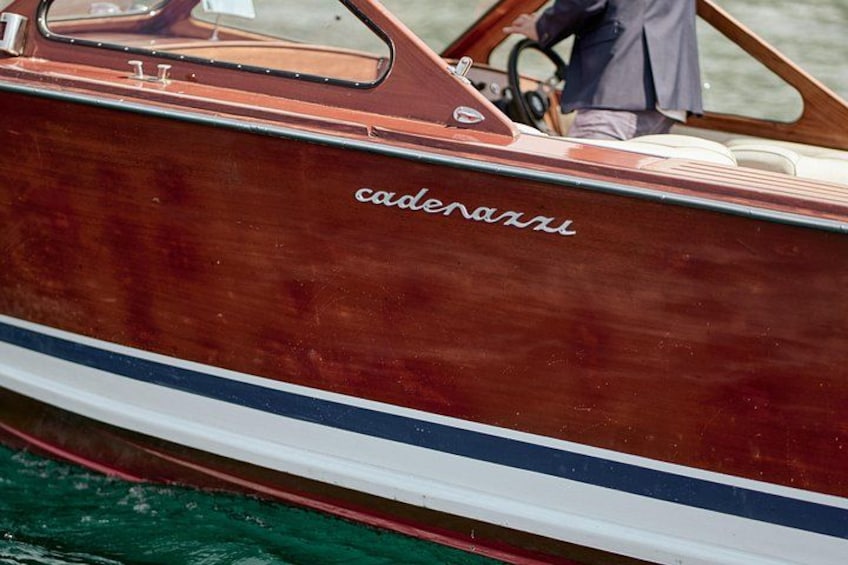 Private Lake Como Wooden Speedboat Tour with Aperitif 2