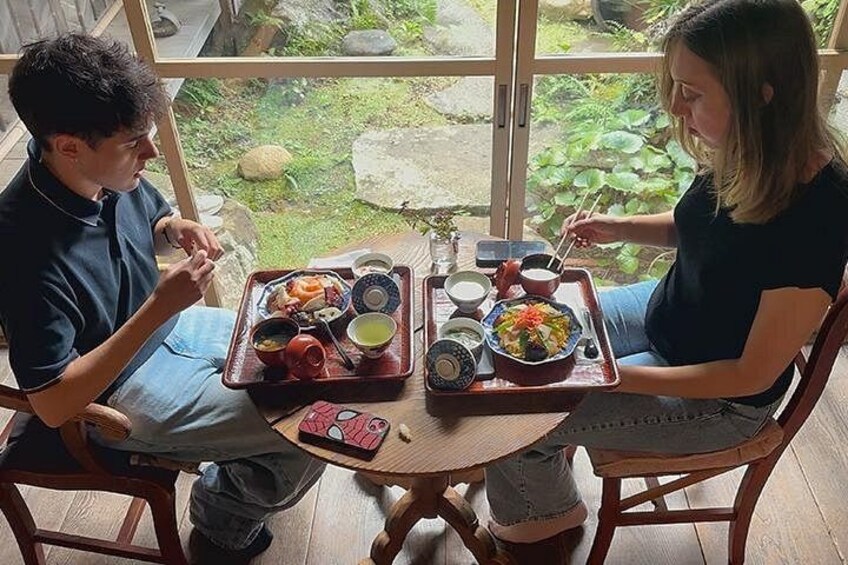 On this day, we also served chawanmushi and miso soup. 4