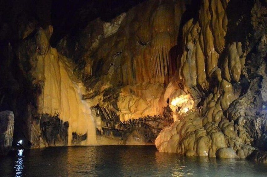 Ormana Village and Altinbesik Cave Boat Tour with Lunch 4