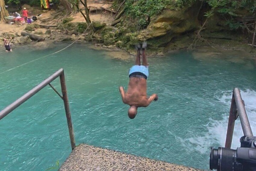 Blue Hole and River Tubing Ocho Rios 2