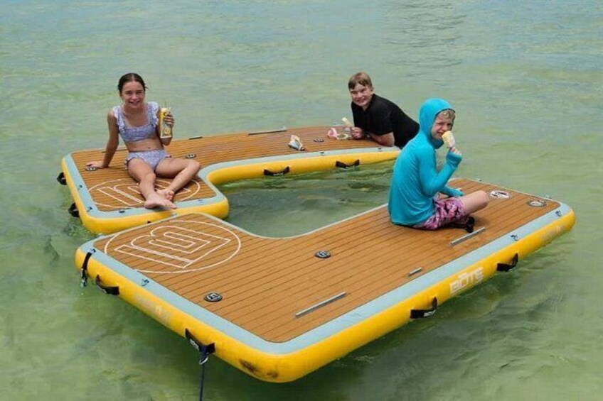 Destin: Private Crab Island Excursion with Lounge Floats 3