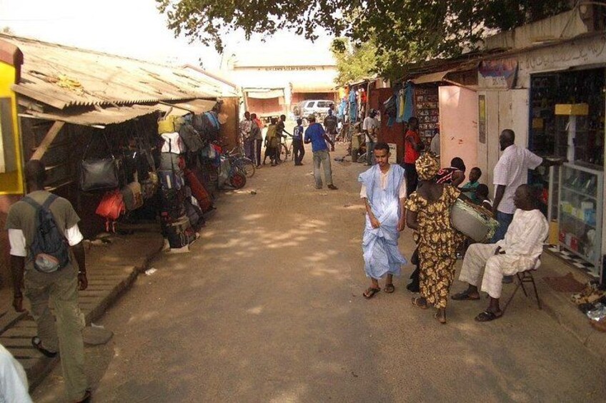 Banjul Tour Arch 22 Market Hospital and Beach 2