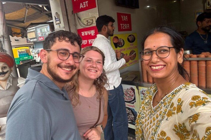 Udaipur: Old city Tuk Tuk Ride & Food Tour with Female guide 1