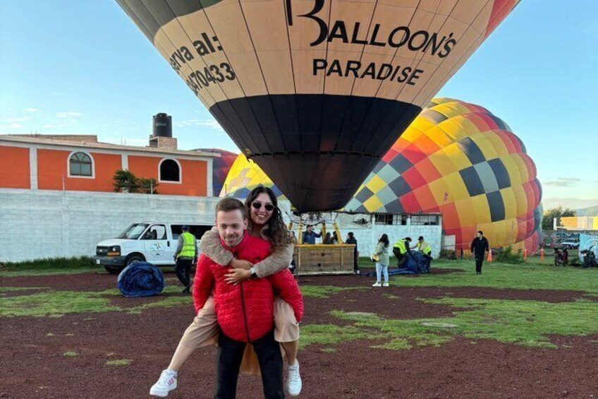 Balloon Flight with Pick-up plus Breakfast in Cueva 5