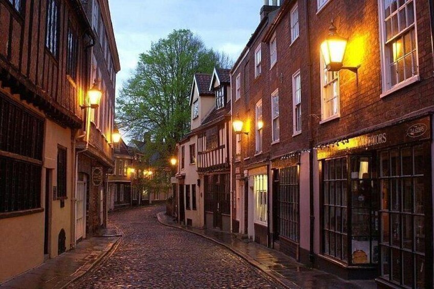 Elm Hill 3