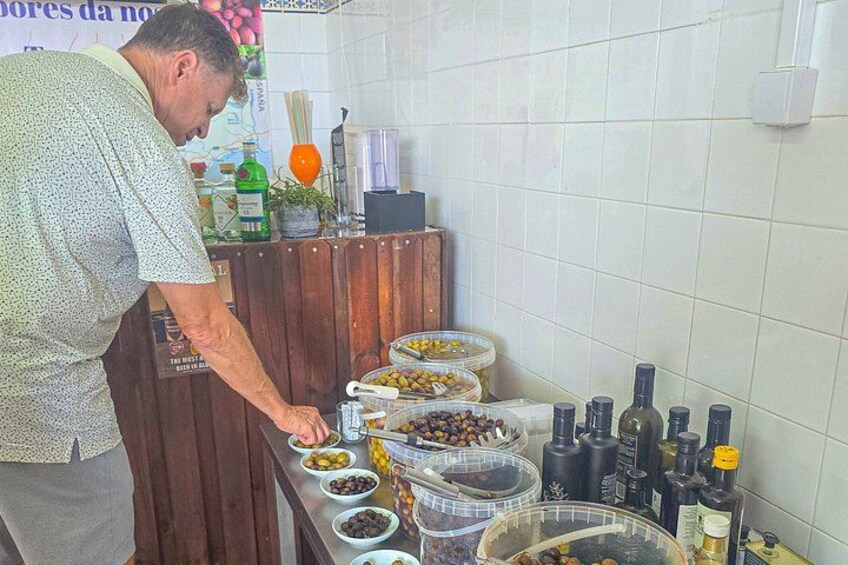 Tavira Roots : Salt Pans, Octopus, Tuna Heritage Wine & Tapas 3