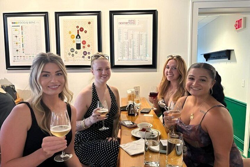 Uncorked in The Land - Wine, Cocktails & City Views 3