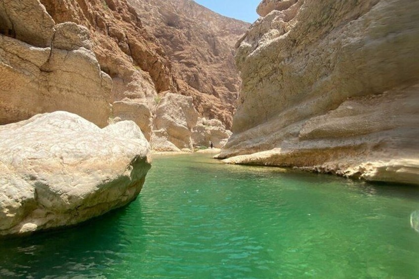 Sharing Tour to Wadi Shab Hike, Swim, Cave, Sinkhole & Fins Beach 3