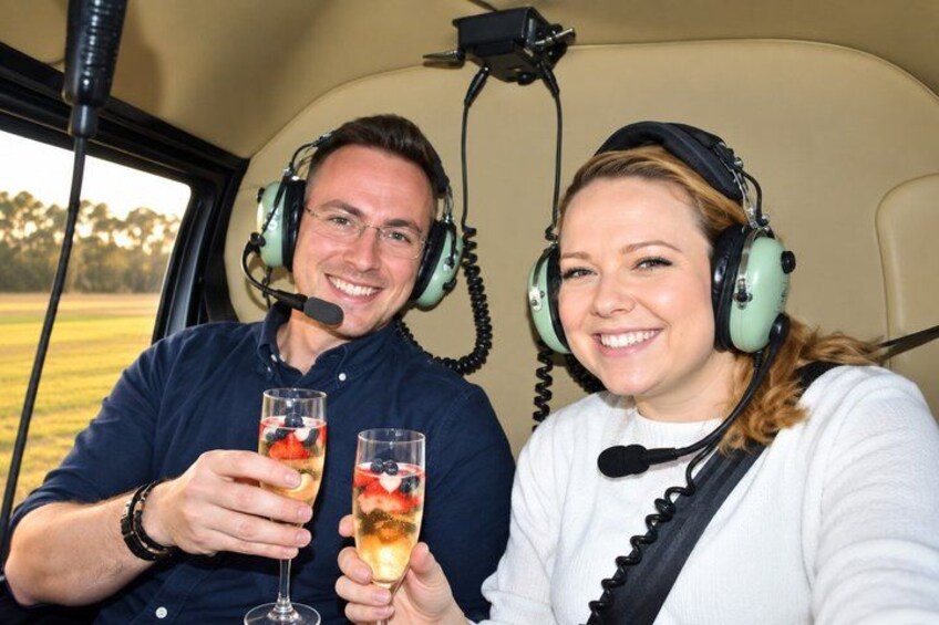 Day Flight 31 miles Helicopter Tour over all the Theme Parks 2