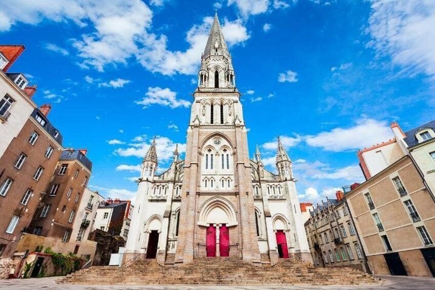 Nantes City Self-Guided Walking Tour with an APP 5