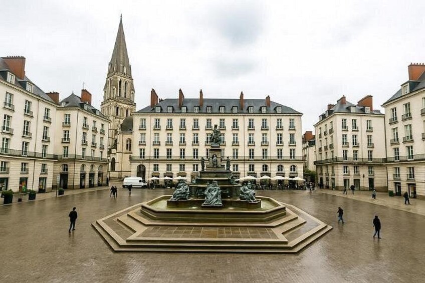 Nantes City Self-Guided Walking Tour with an APP 4