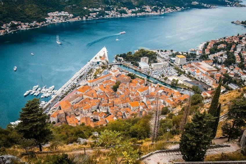 Topolino Guided City Tour by E Car Kotor Perast 5