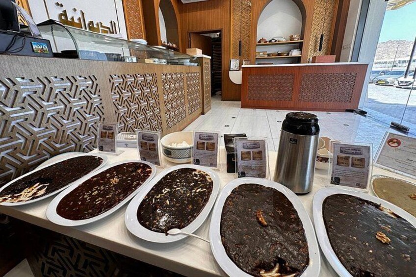 Muscat Guided Walking Tour of Corniche, Souq and Mutrah Fort 4