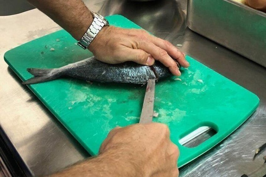 How to filet a fish? 4