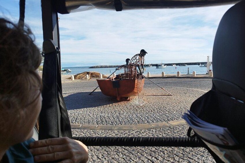 Albufeira is rife with the most beautiful sculptures and statues. 3
