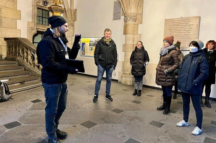 Jax - Tour guide 4