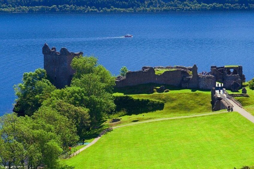 Urquhart Castle 1