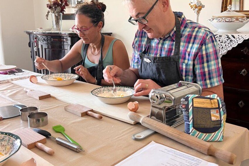 Traditional cooking class in Syracuse 2