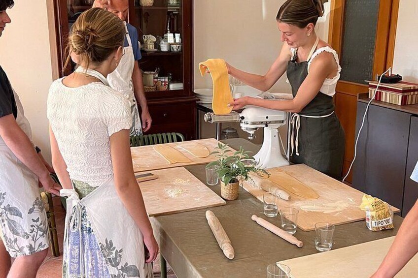 Traditional cooking class in Syracuse 2