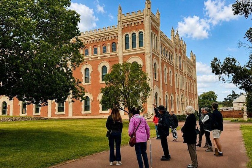 Historic New Norcia, Nature & Local Flavours Day Tour 1