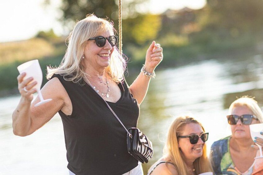 Evening Cruises with Drinks 3