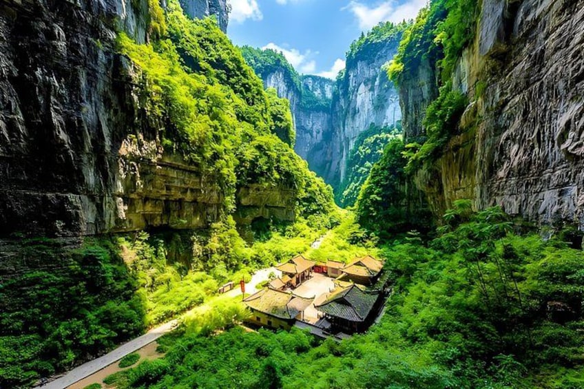 Chongqing Wulong National Park Private Elite Tour Gourmet Foods 1