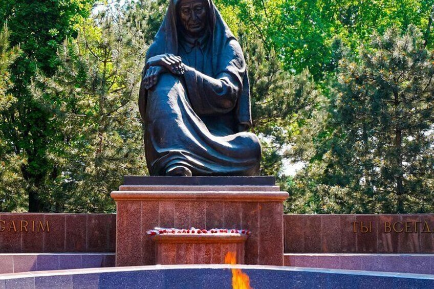 Tashkent: Guided Walking & Food Tour with Local Guide 5