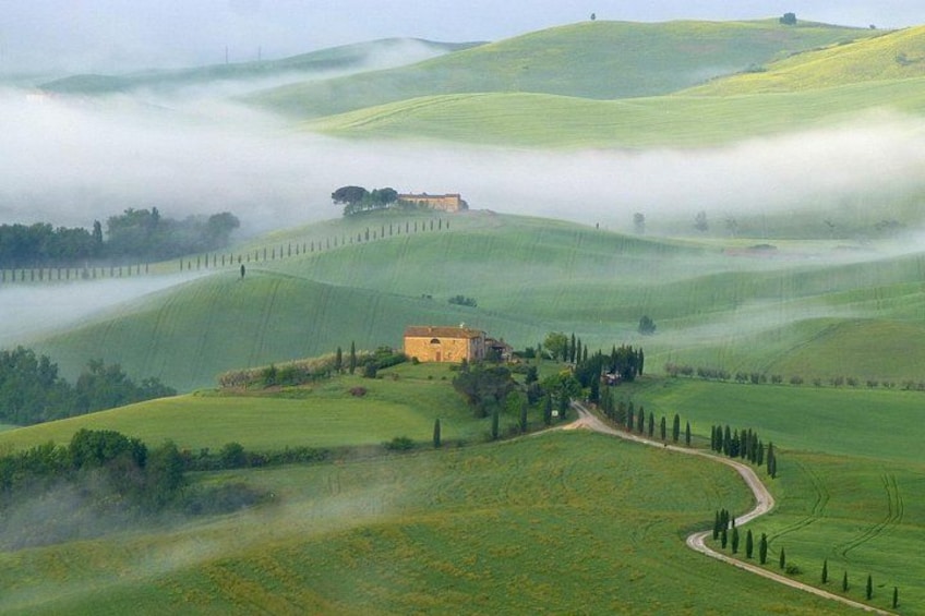 San Quirico Tour: Medieval Streets, Gardens & Tuscan Views 2