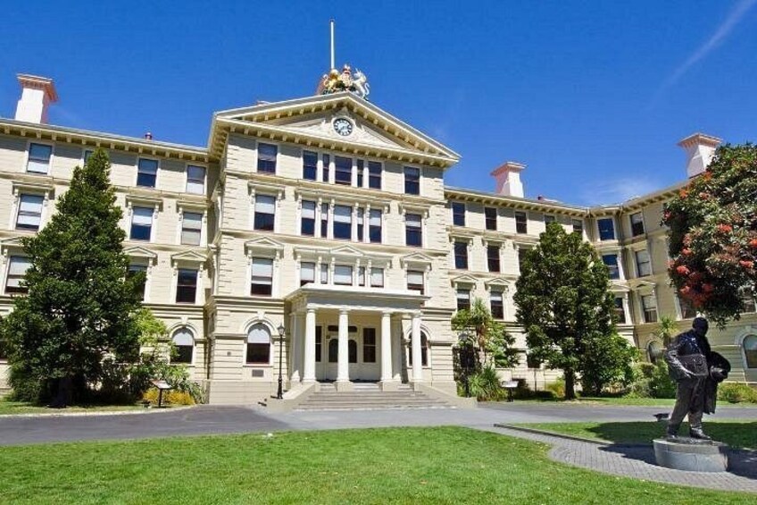 Wellington City Self Guided Walking Tour with App 5