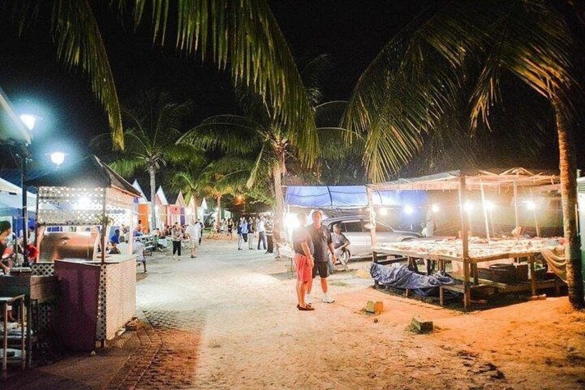 Oistins Fish Fry Night Tour with Hotel Pickup & Reserved Seating 2