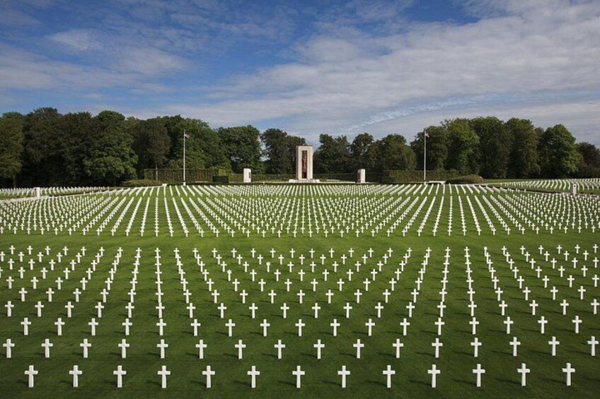 Luxembourg: WWII Battlefield, Castle & Abbey Private Day Tour 2