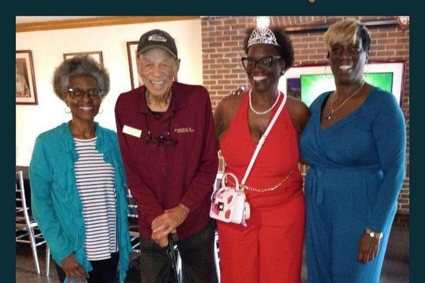 Chit Chat Atlanta Tourists with Historian of Paschal's 2