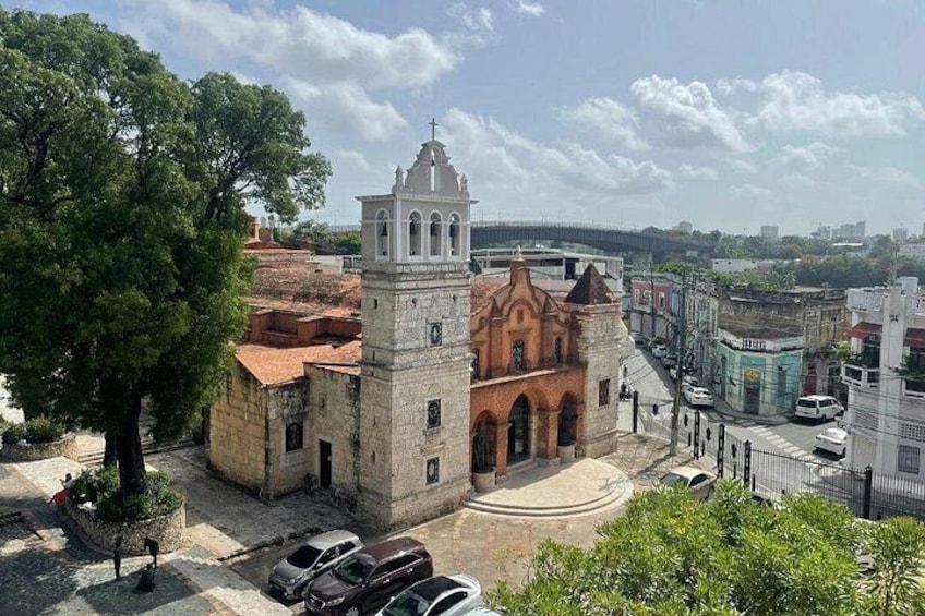 Discover Santo Domingo 3