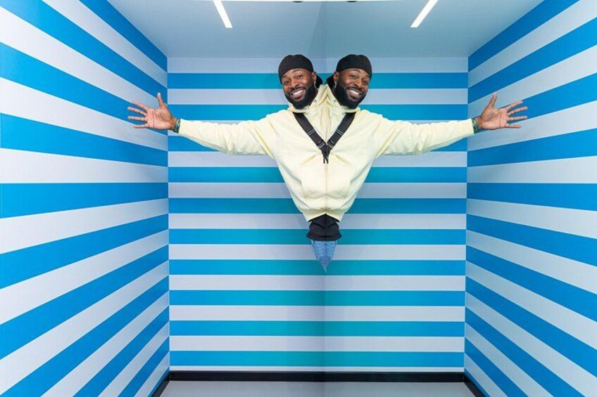 Museum of Illusions Seattle Admission Ticket 3