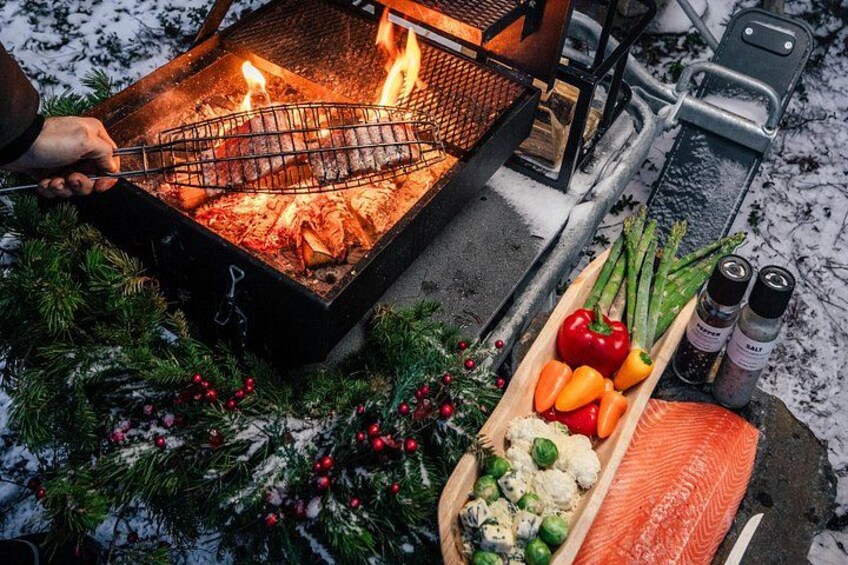 VIP Enchanted Evening Igloo Dining Northern Lights in the Forest 2