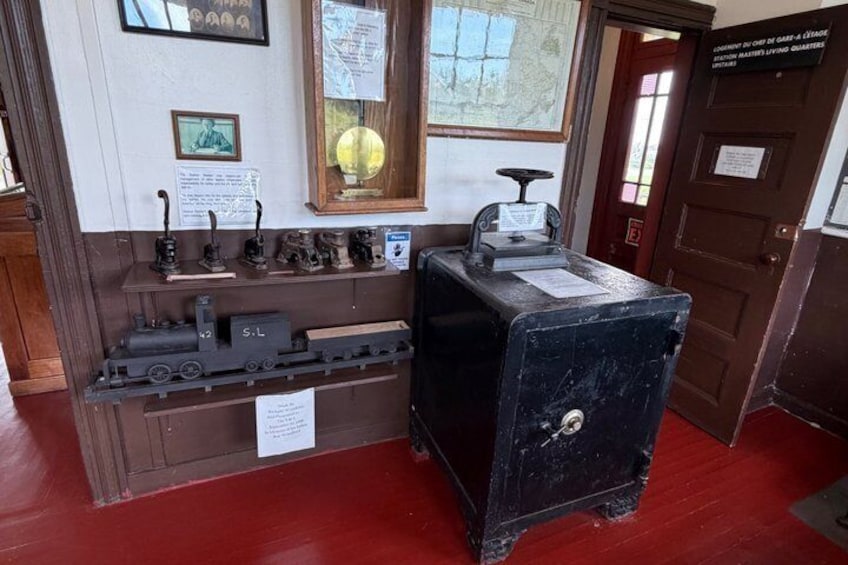 Louisbourg Fortress & Lighthouse Tour from Sydney Cape Breton 4
