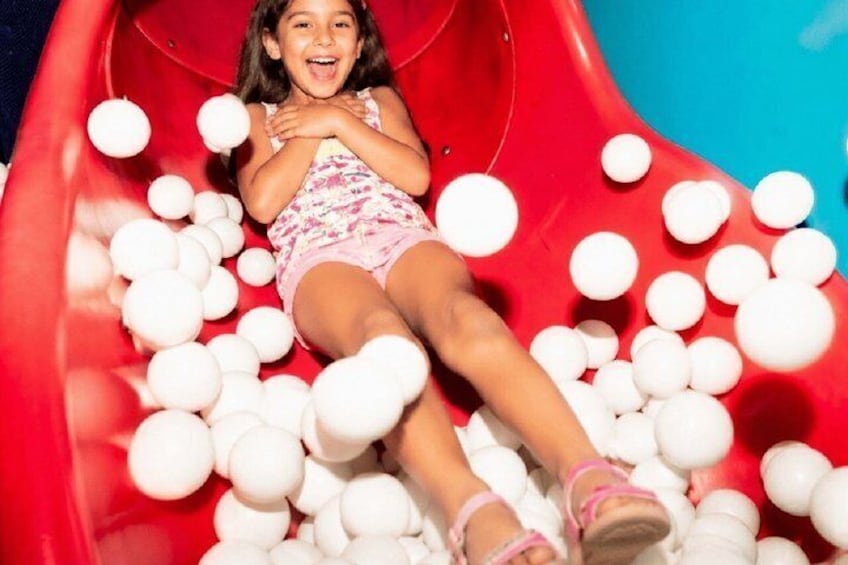 Madrid : Museum of Happiness with 20 + Interactive Rooms 4