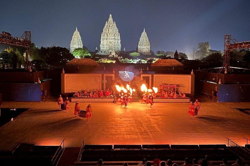 Prambanan Sunset And Ramayana Ballet With Dinner All In Private 2