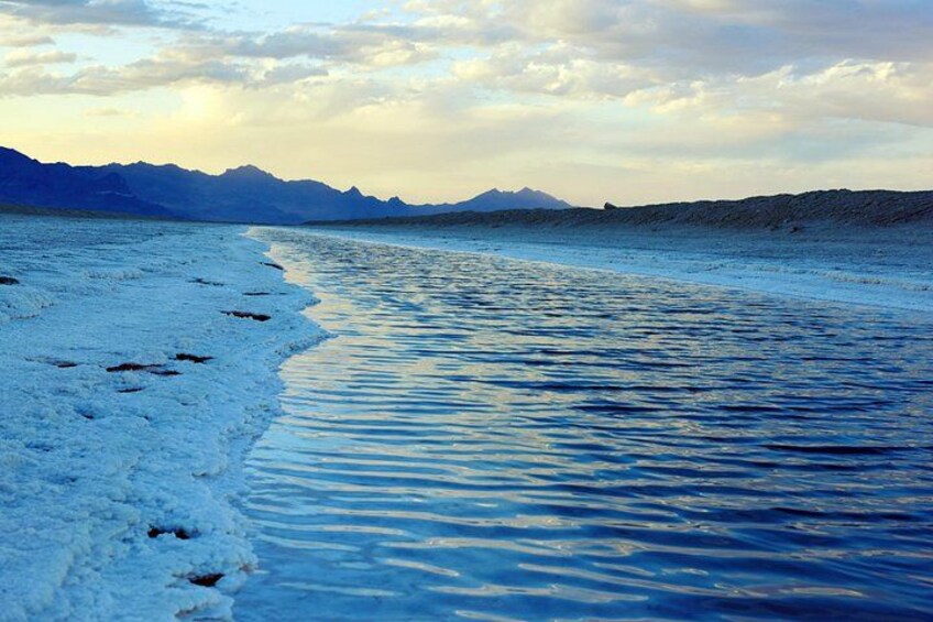 Explore Bonneville Salt Flats Journey to the Edge of the World 2