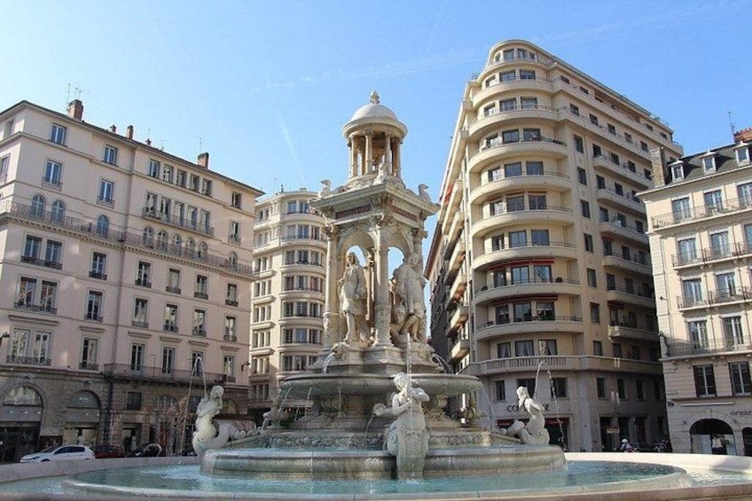 Lyon Self Guided Audio Experience 4