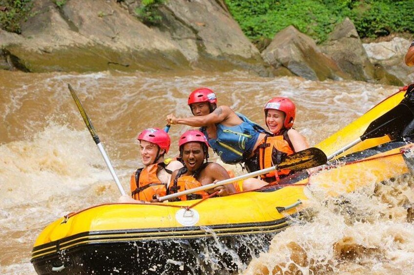 White Water Rafting 10 km with Lunch – Khampan Rafting Chiang Mai 1