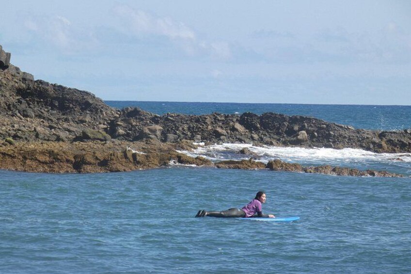 Surfing in a volcanic island 4