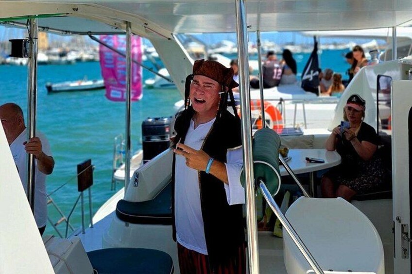 Our DJ Chris looks like a real pirate 3