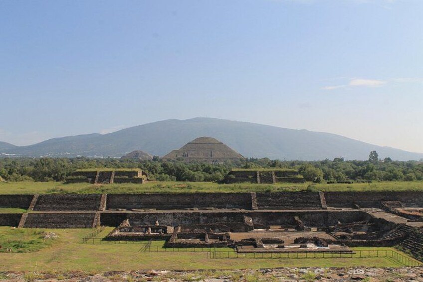 From Mexico City: Teotihuacan and Basilica of Guadalupe Tour 3