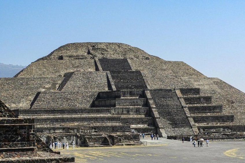 From Mexico City: Teotihuacan and Basilica of Guadalupe Tour 4